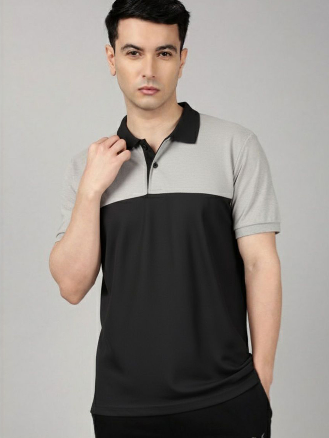 The Roadster Lifestyle Co Coloublock Polo T-shirt