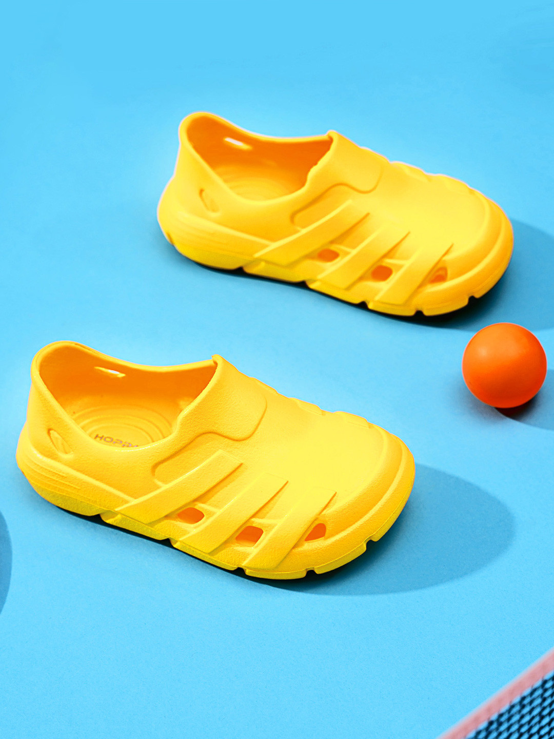 Hoppa Speedy Yellow Kids Casual Shoes