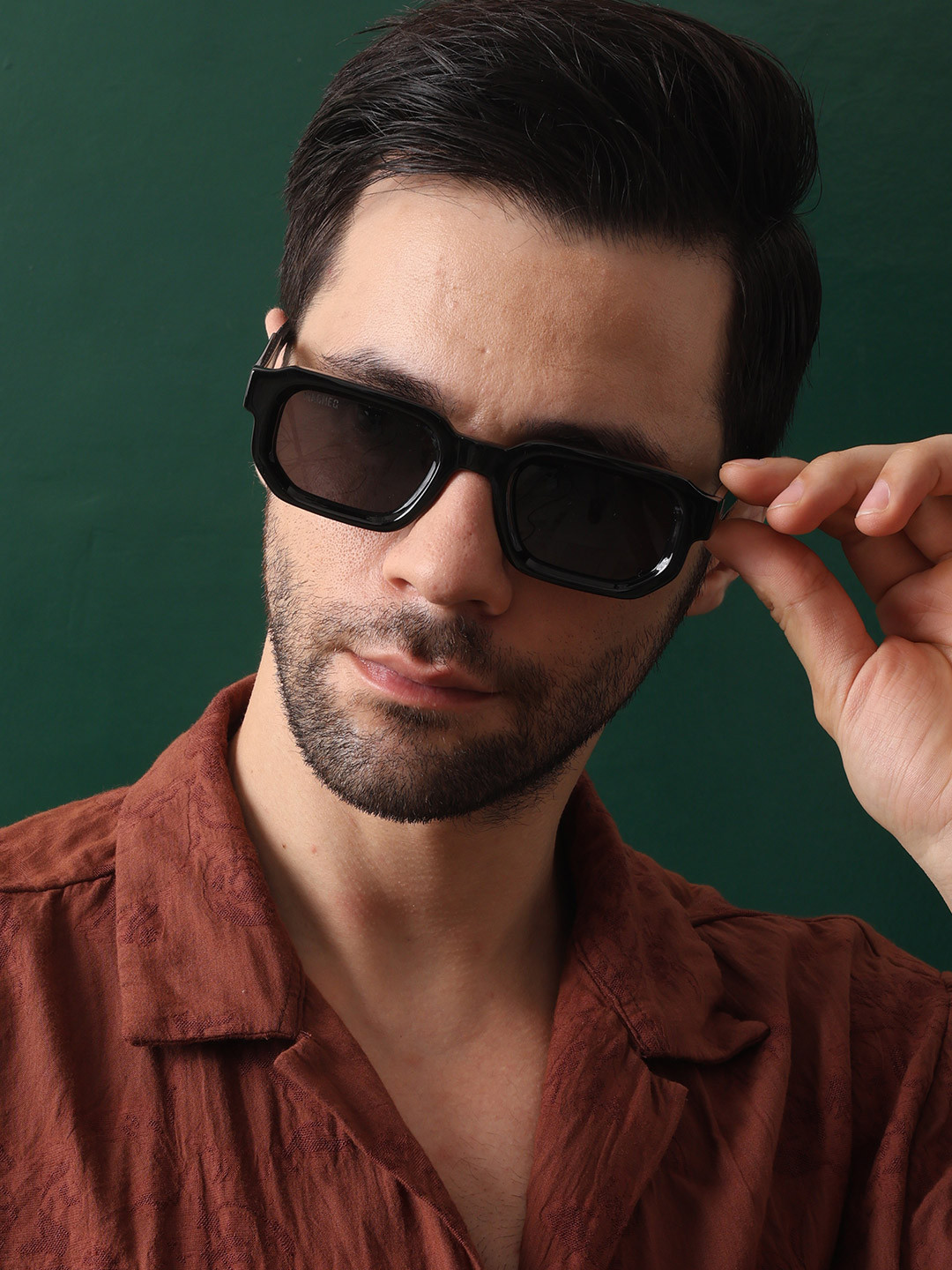 MAGNEQ Unisex Square Sunglass With UV Proctected Lenses - MG 8109/ C1