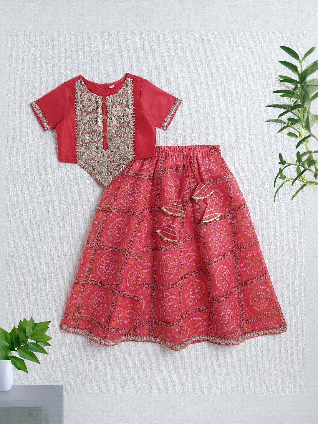 The Magic Wand Girls Sequinned Embellished Ready to Wear Bandhani Lehenga Choli