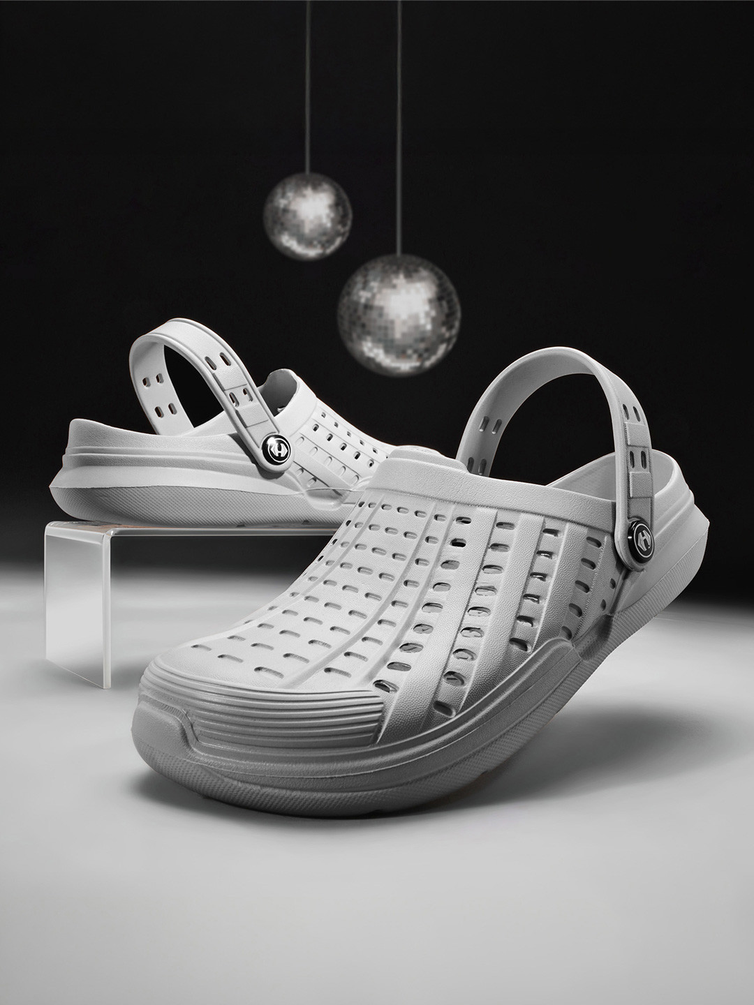 Hoppa Discovery Ice Grey Clogs Men