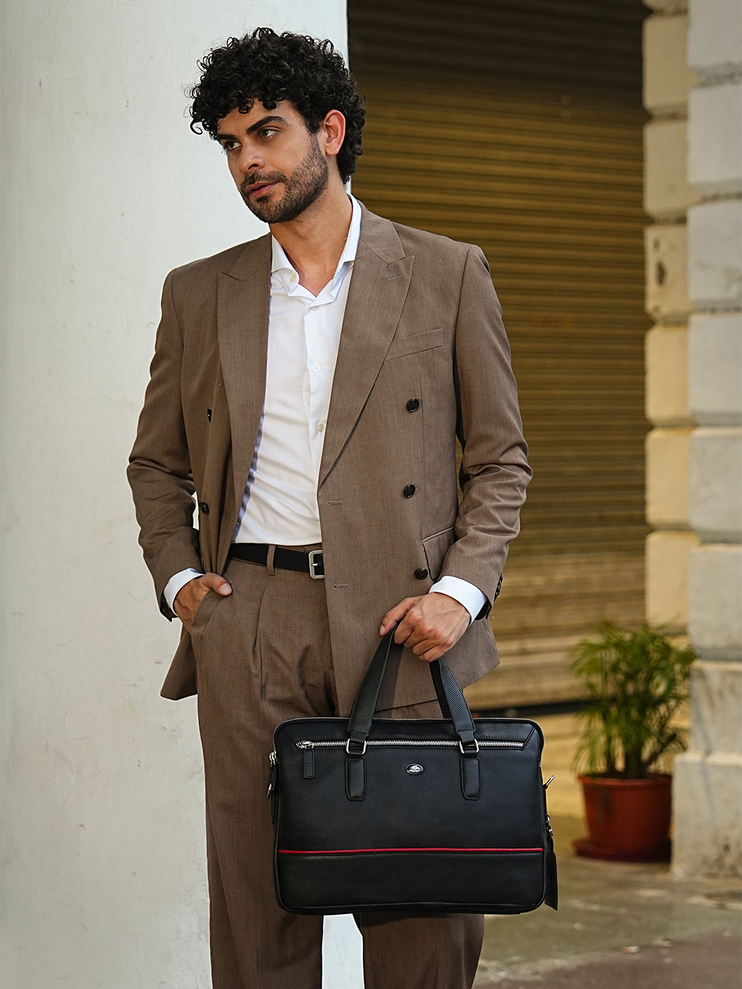 PERF Unisex Textured Genuine Leather Laptop Sleeve