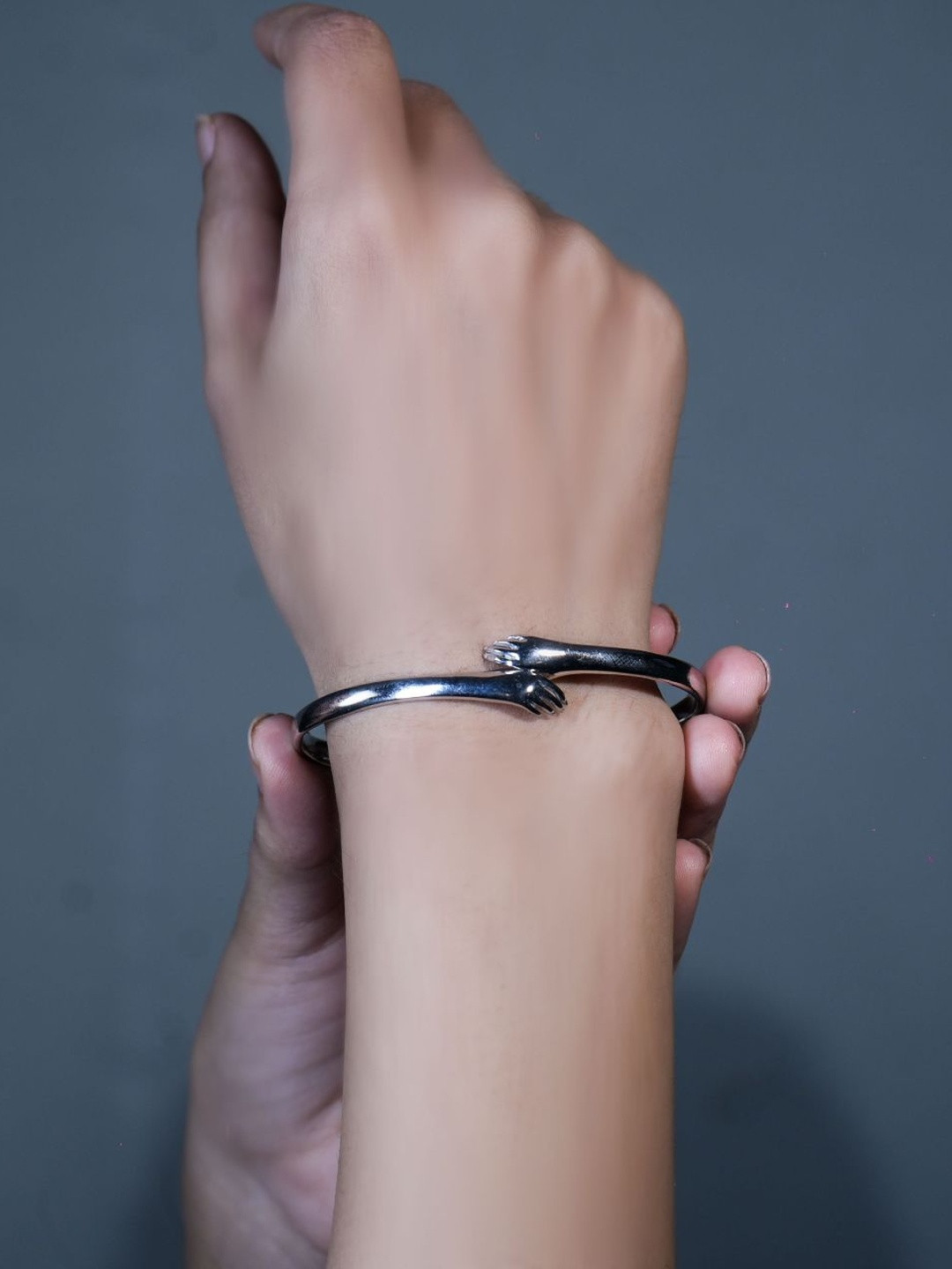 Kinavah Silver-Plated Hug Cuff Kada Bracelet