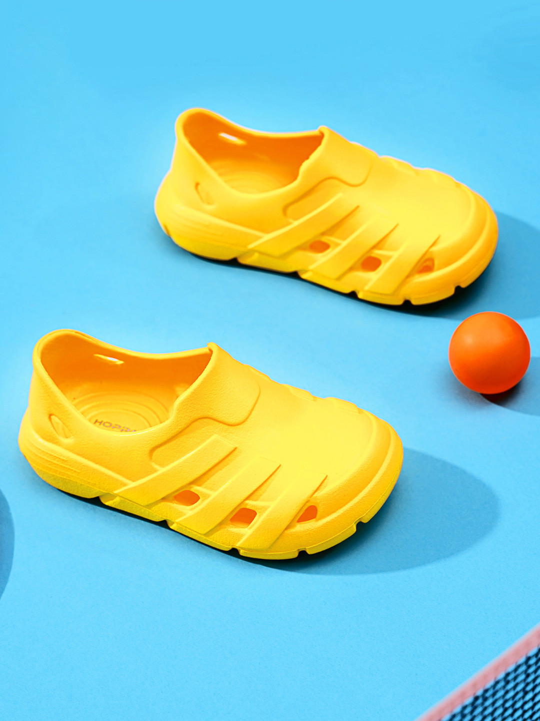 Hoppa Speedy Yellow Kids Casual Shoes