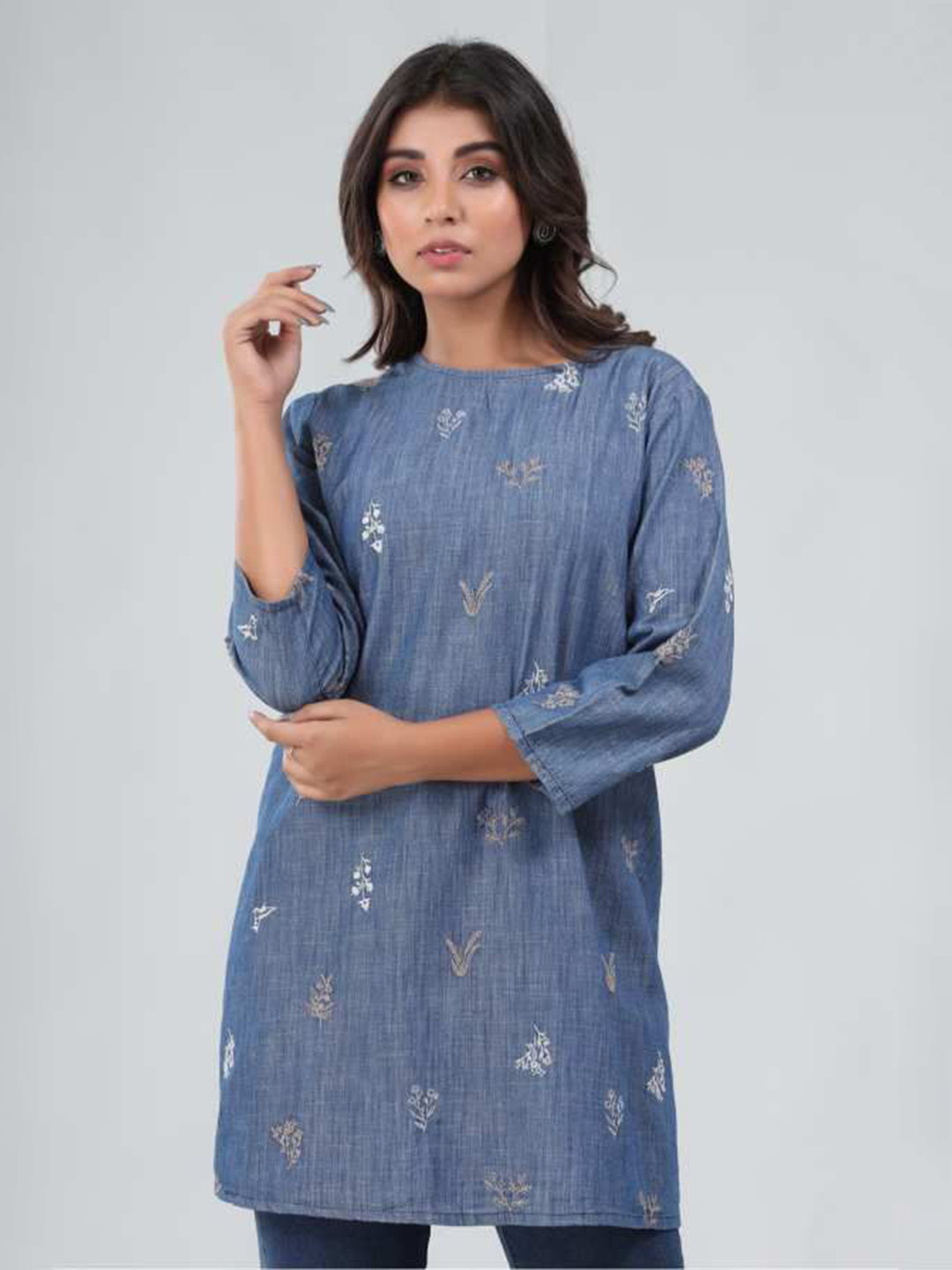 Miss & Chief Women Printed Thread Work Handloom Kurta