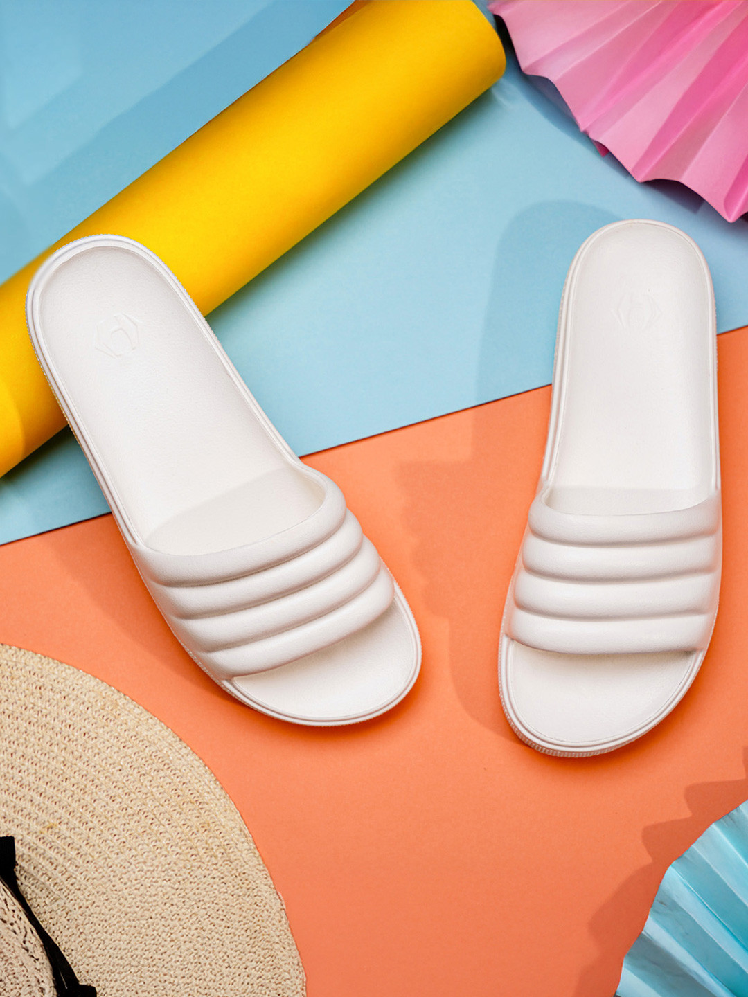 Hoppa Sugar White Women'S Slides