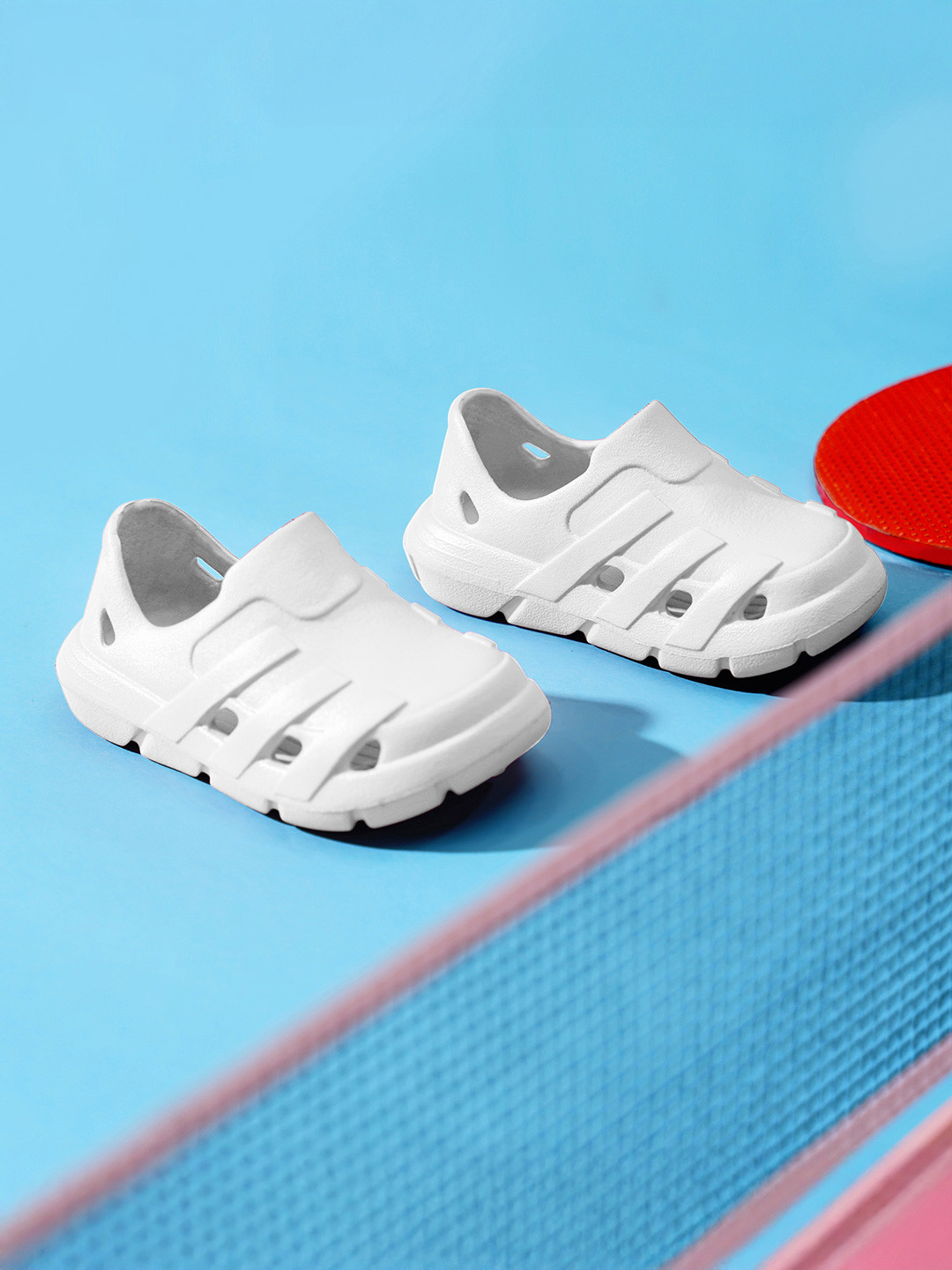 Hoppa Speedy White Kids Casual Shoes