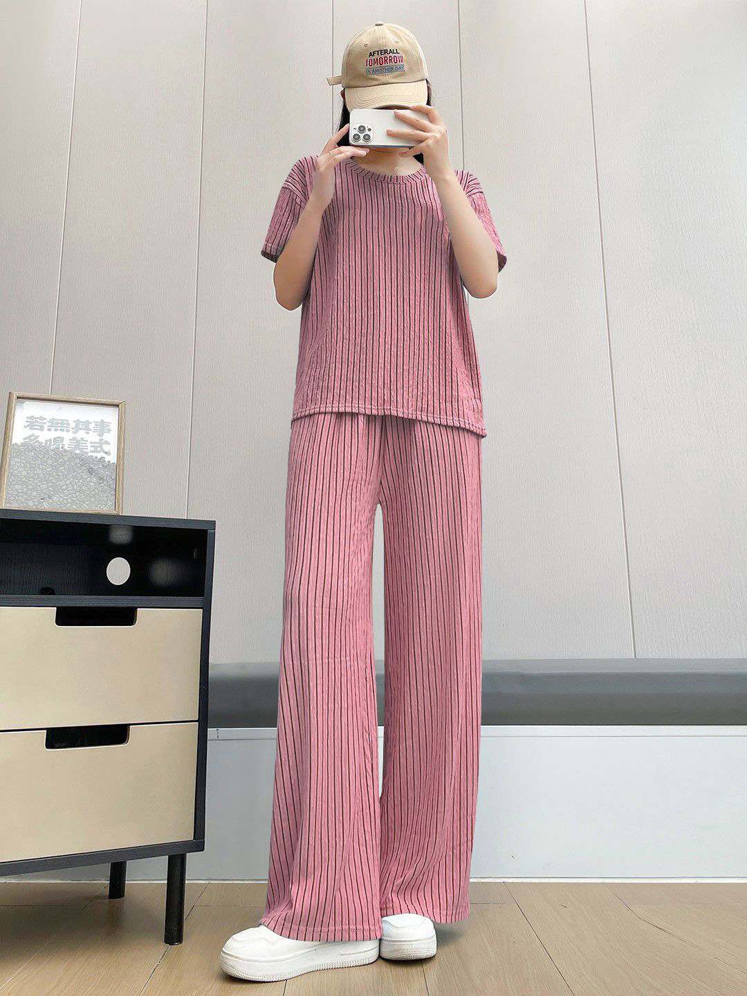 KERI PERRY Striped T-shirt Dress