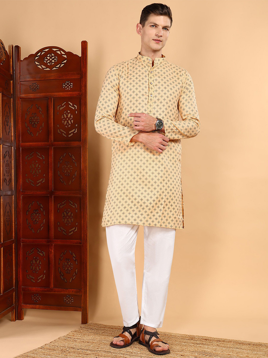 MANISH SINGH Men Ethnic Motifs Printed Thread Work Jacquard Handloom Kurta