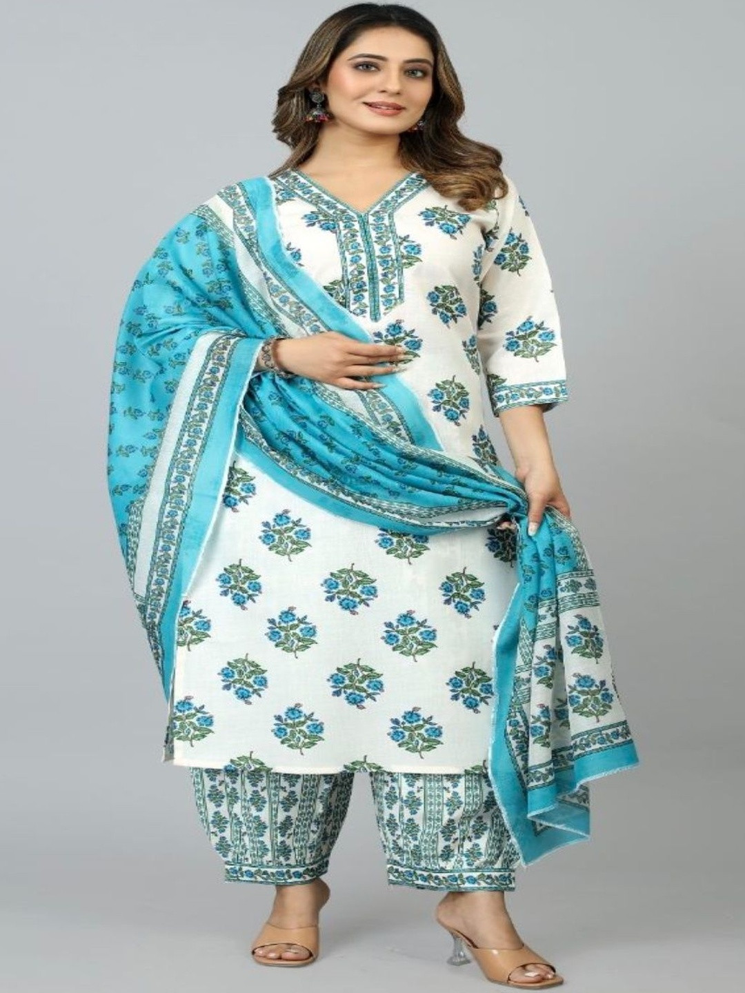 SHINEBIN Women Floral Printed Regular Pure Cotton Kurta with Patiala & With Dupatta