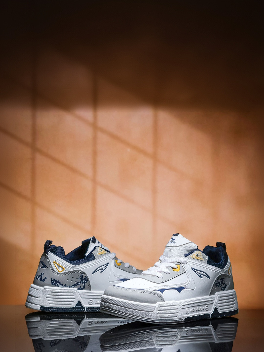 ASIAN Colourblocked Chunky Sole Round Toe Sneakers