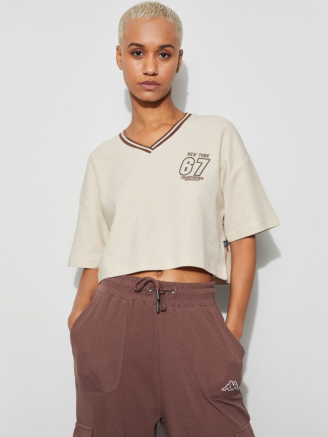 Kappa Women V-Neck Drop-Shoulder Sleeves Cropped T-shirt