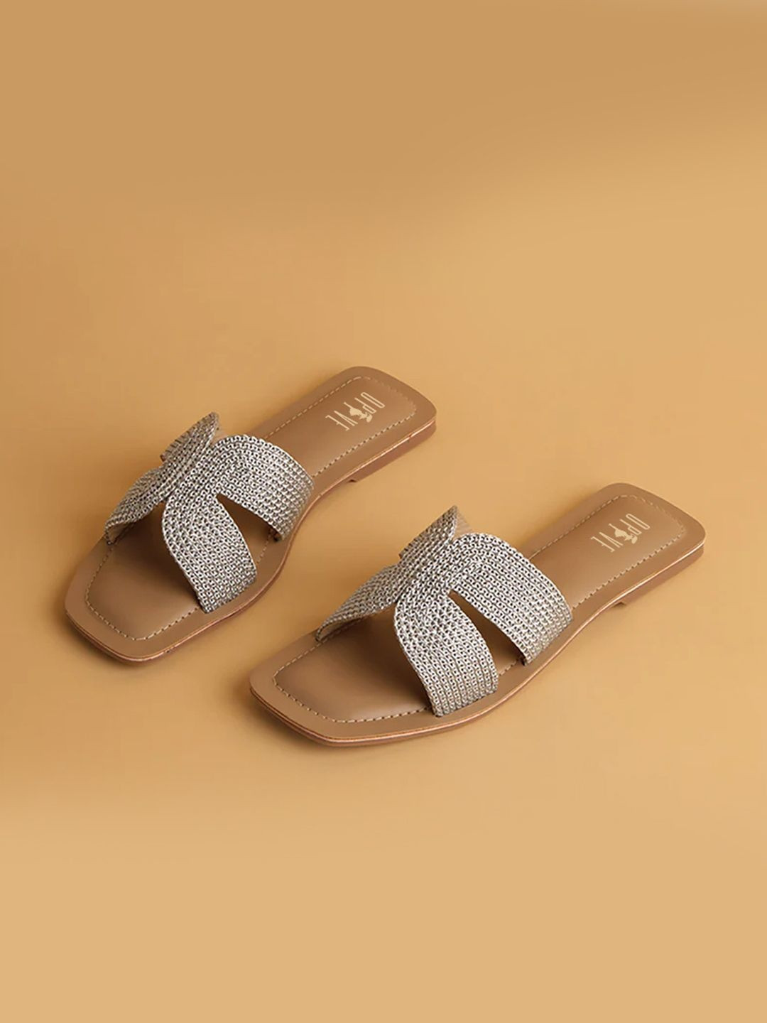 Kethi Fashion Women T-Strap Flats