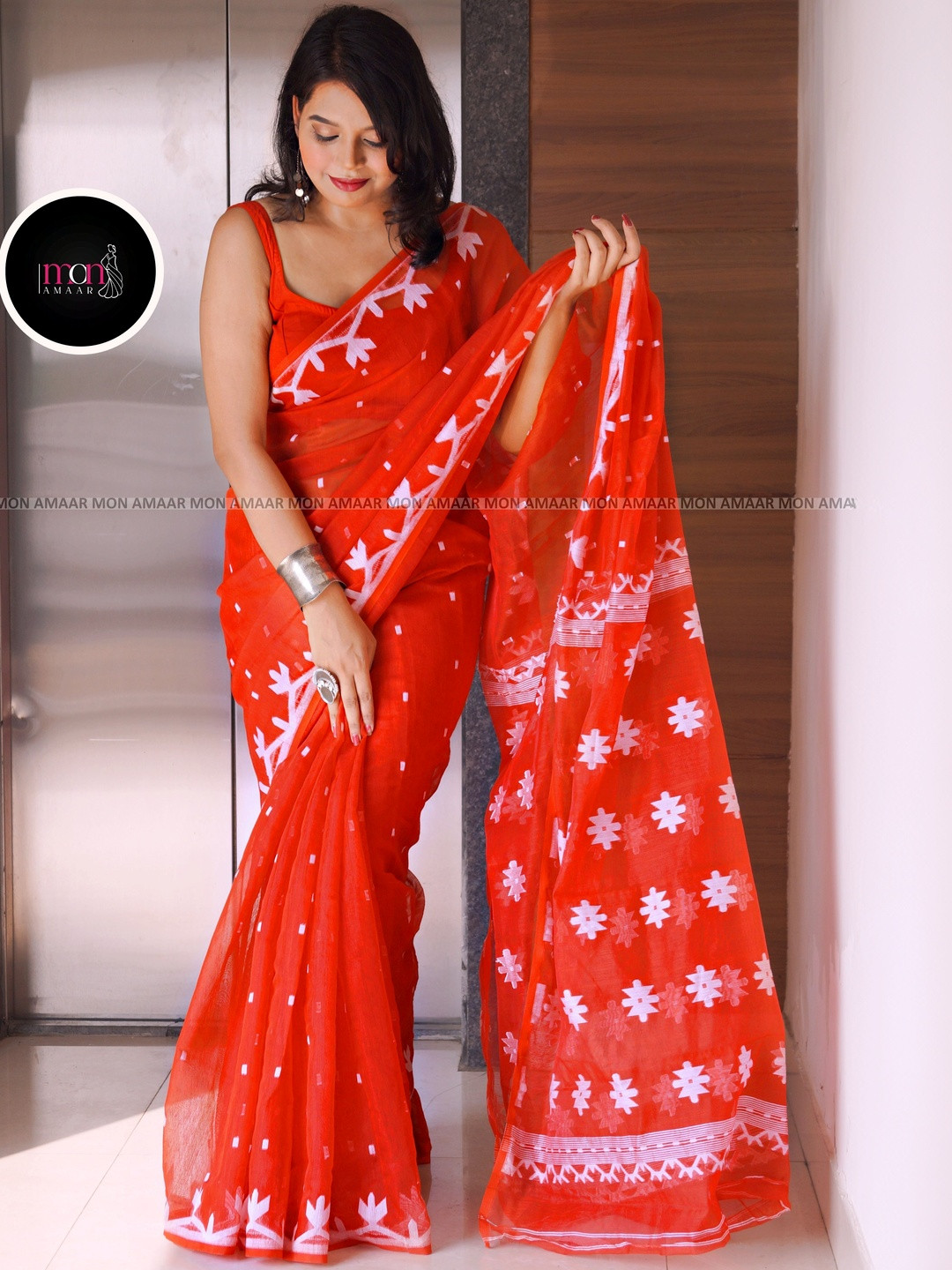 Monamaar Floral Embroidered Pure Cotton Handloom Jamdani Saree