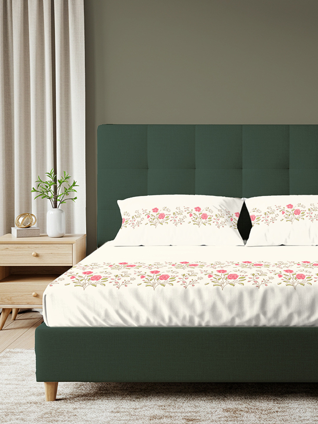 URBAN SPACE Cream-Coloured 200TC Fitted Cotton Double Queen Bedsheet Set 2.23 m x 2.54 m