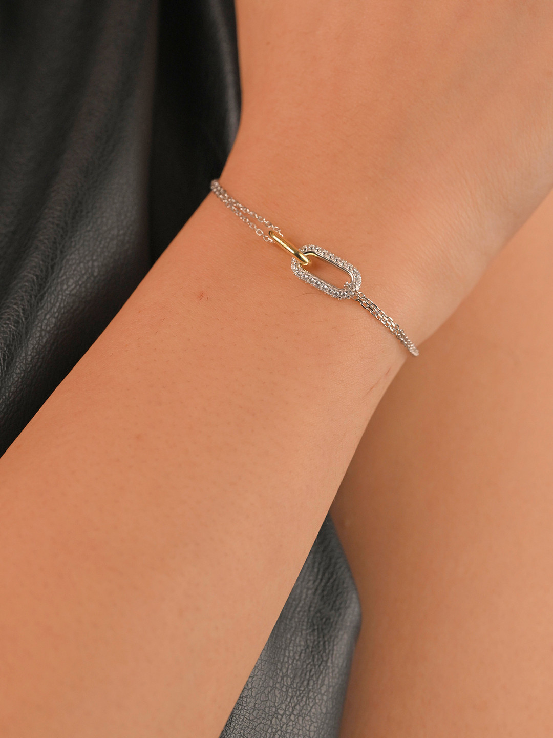 Nistra Destiny Intertwined Sterling Silver Cubic Zirconia Studded Link Bracelet
