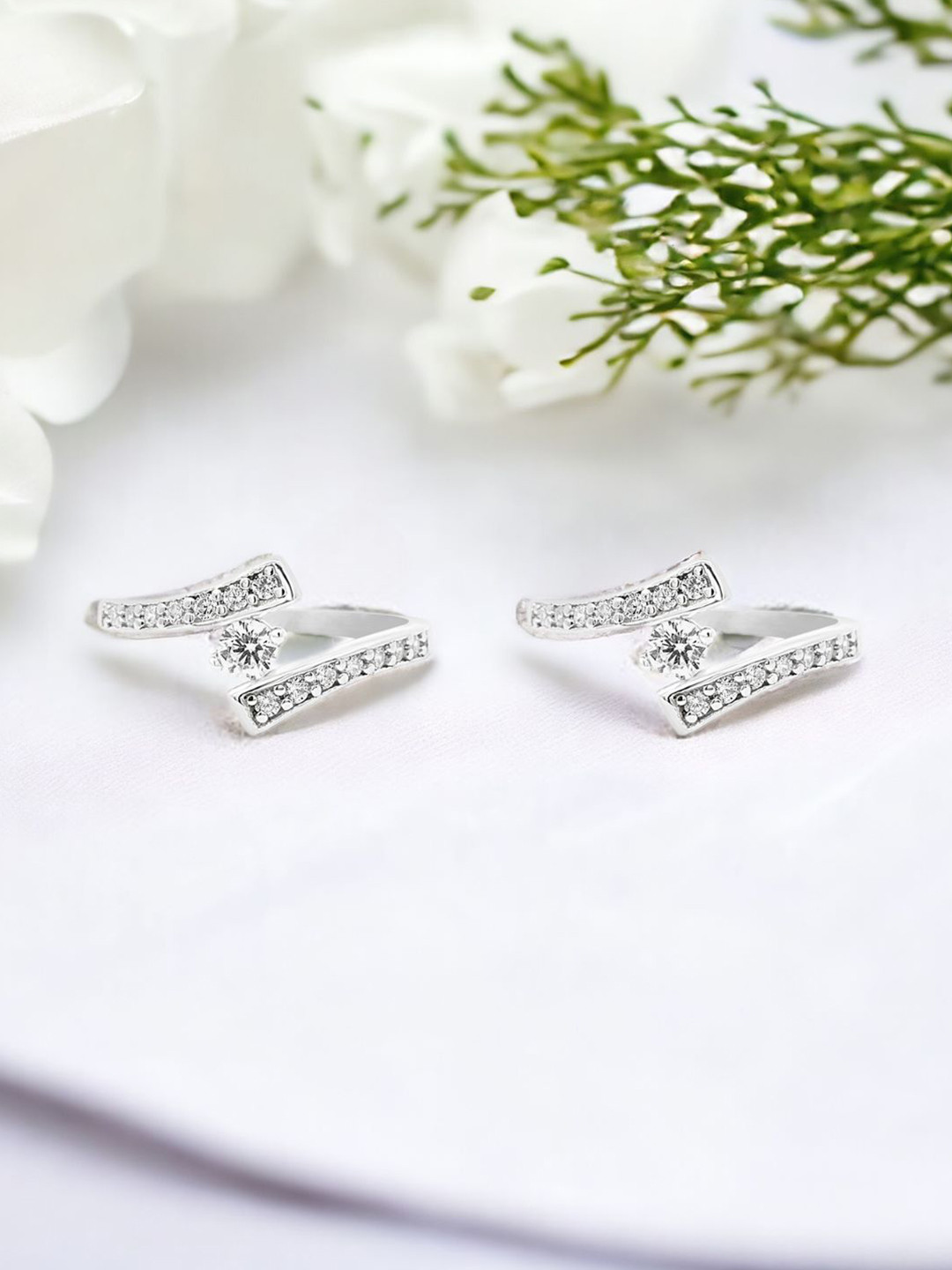 Nistra Set Of 2 Rhodium-Plated Cubic Zirconia-Studded Sterling Silver Toe Rings