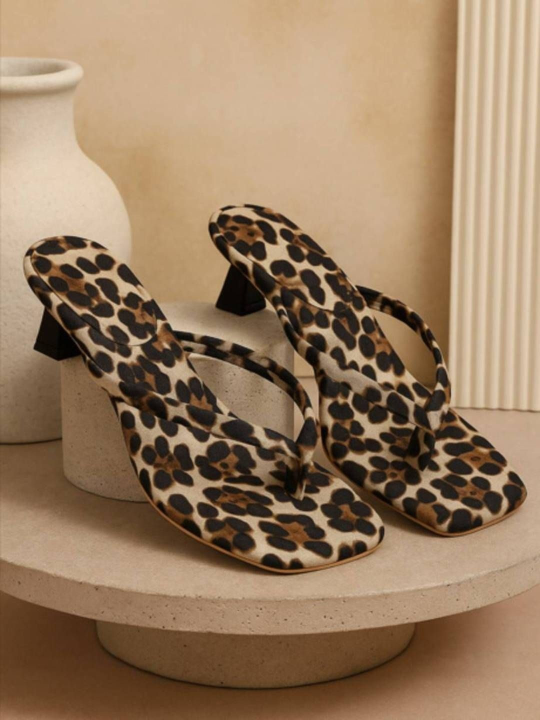 GLO GLAMP Leopard Print Printed Square Toe Block Heels