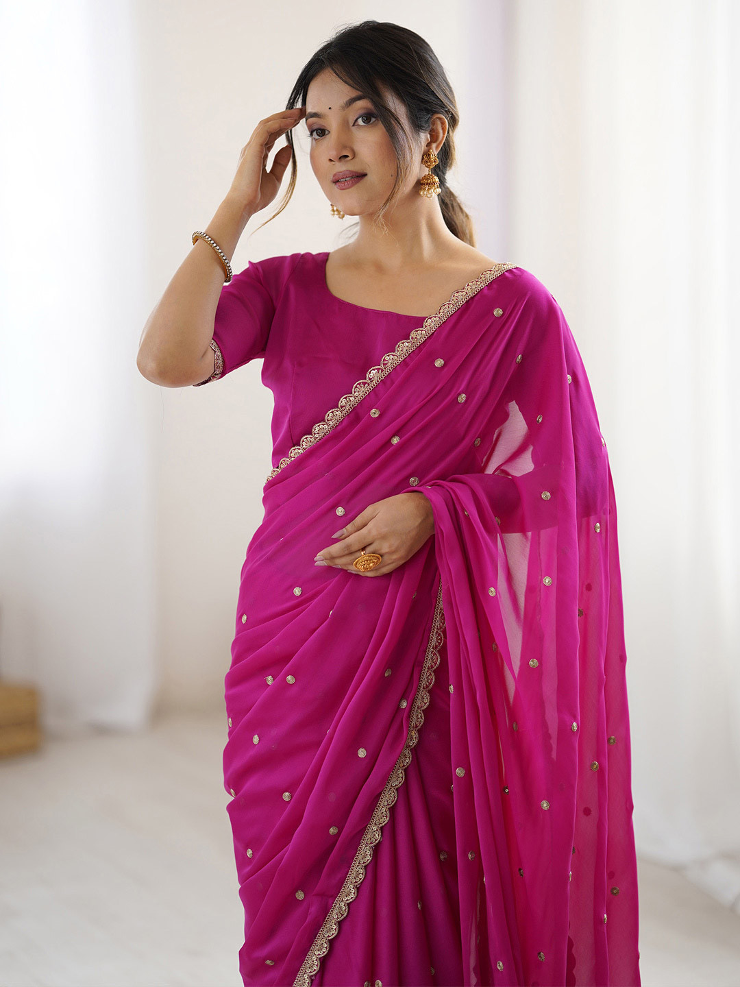 Saree mall Embellished Sequinned Floral Pure Georgette Saree