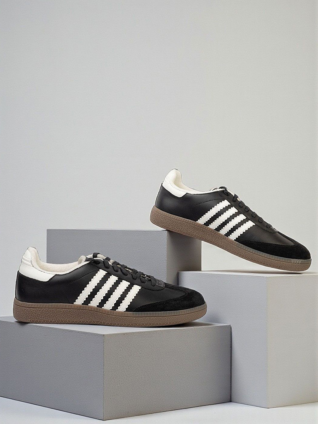 Truffle Collection Men Striped Leather Sneakers