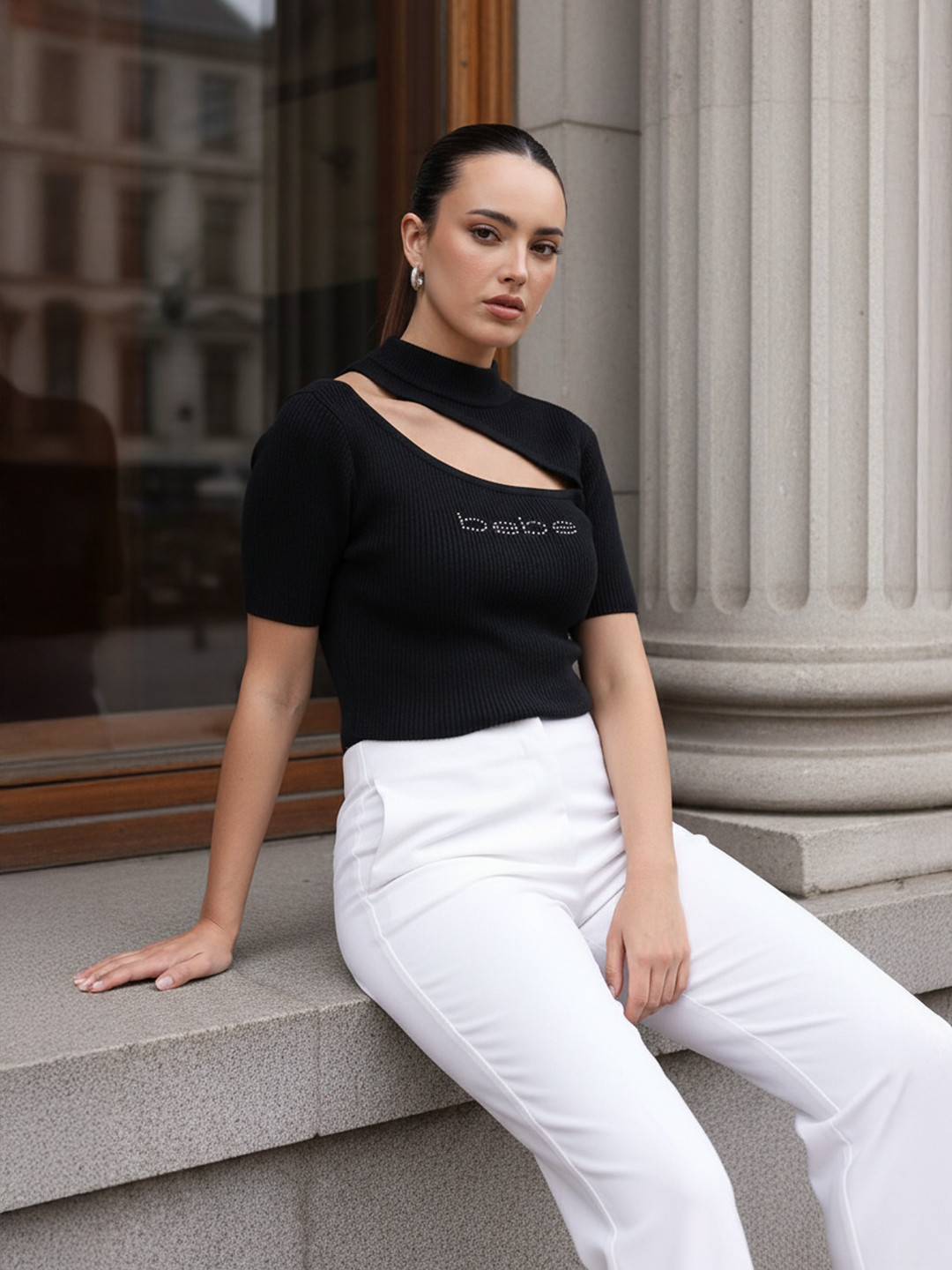 bebe Ribbed Cropped Scoop Neck with Cut-Out Detail Embellished Top