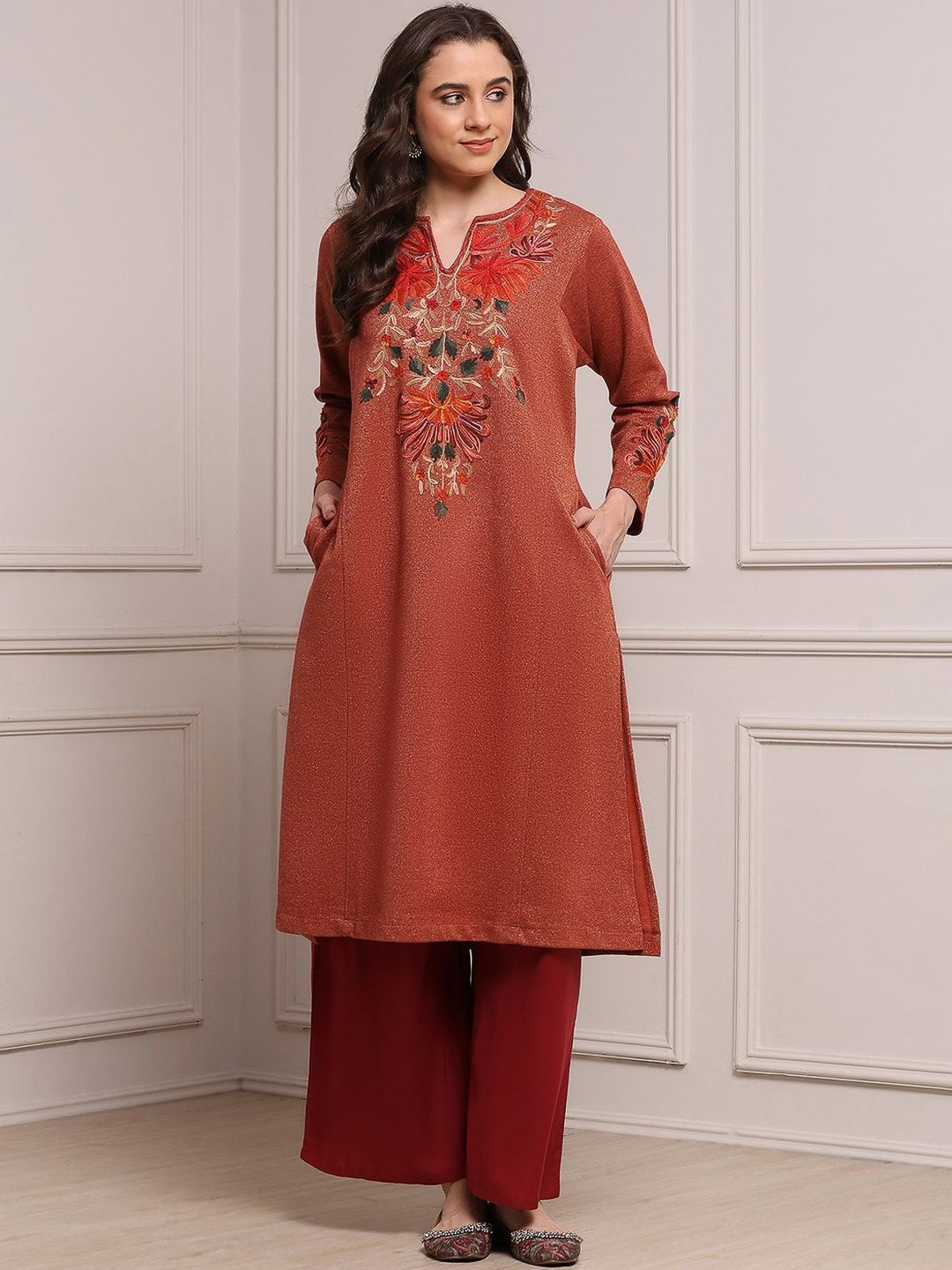 Biba Women Geometric Embroidered Keyhole Neck Flared Sleeves Thread Work Kurta