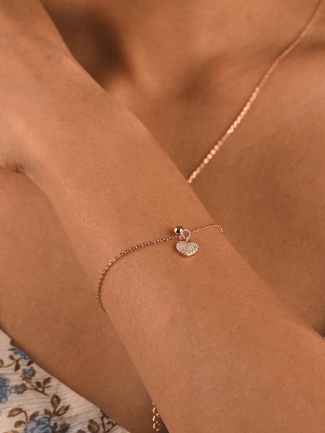 Nistra Glitter Heart Sterling Silver Rose Gold-Plated Cubic Zirconia Studded Link Bracelet