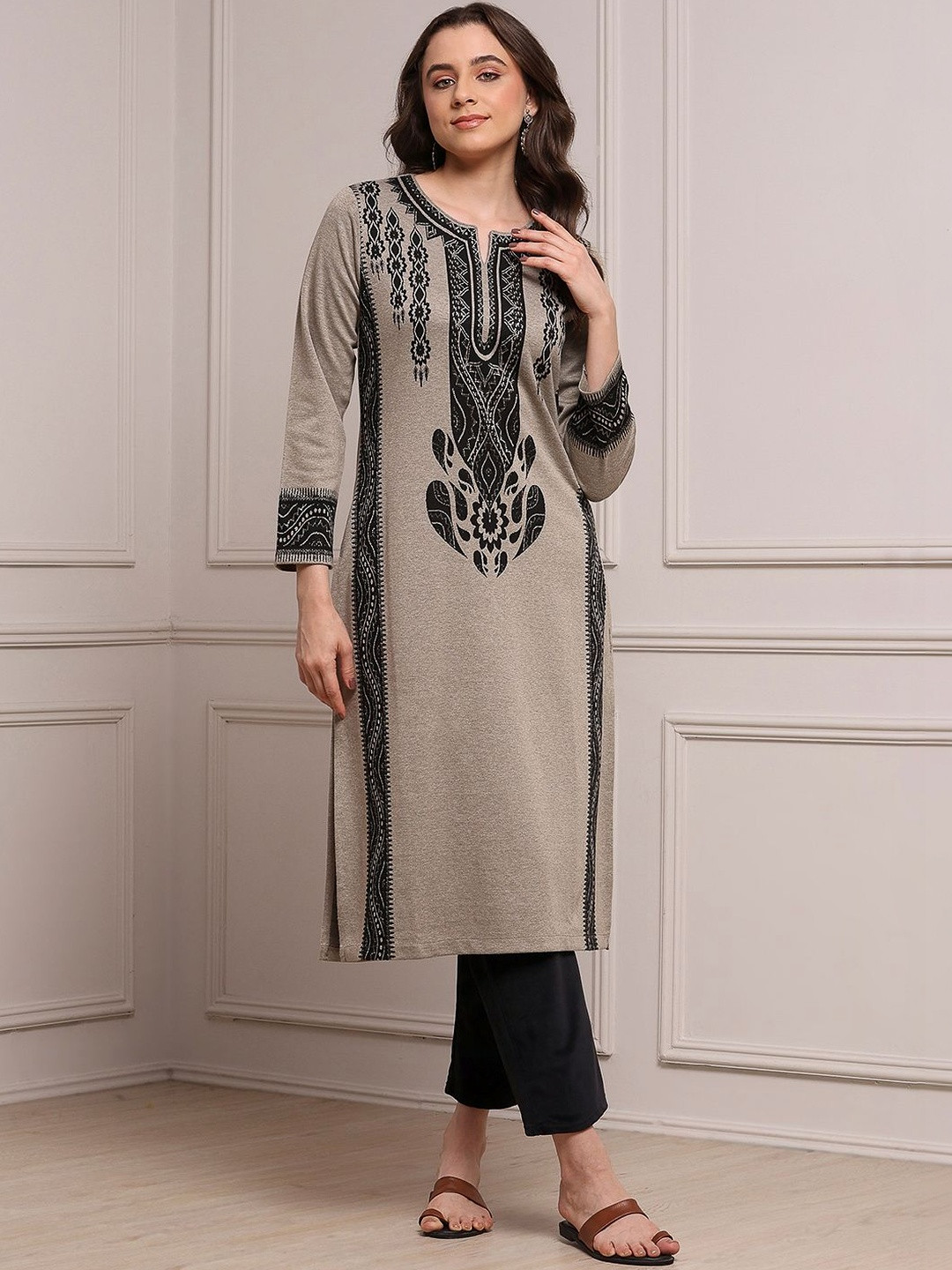 Biba Women Ethnic Motifs Embroidered Keyhole Neck Flared Sleeves Thread Work Kurta