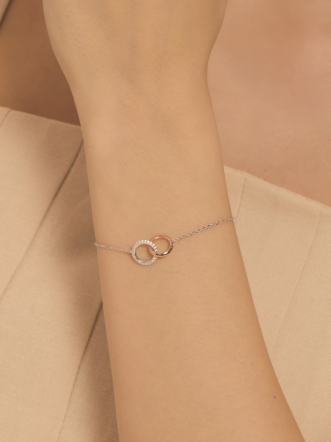 Nistra Interwoven Elegance Sterling Silver Cubic Zirconia Studded Wraparound Bracelet