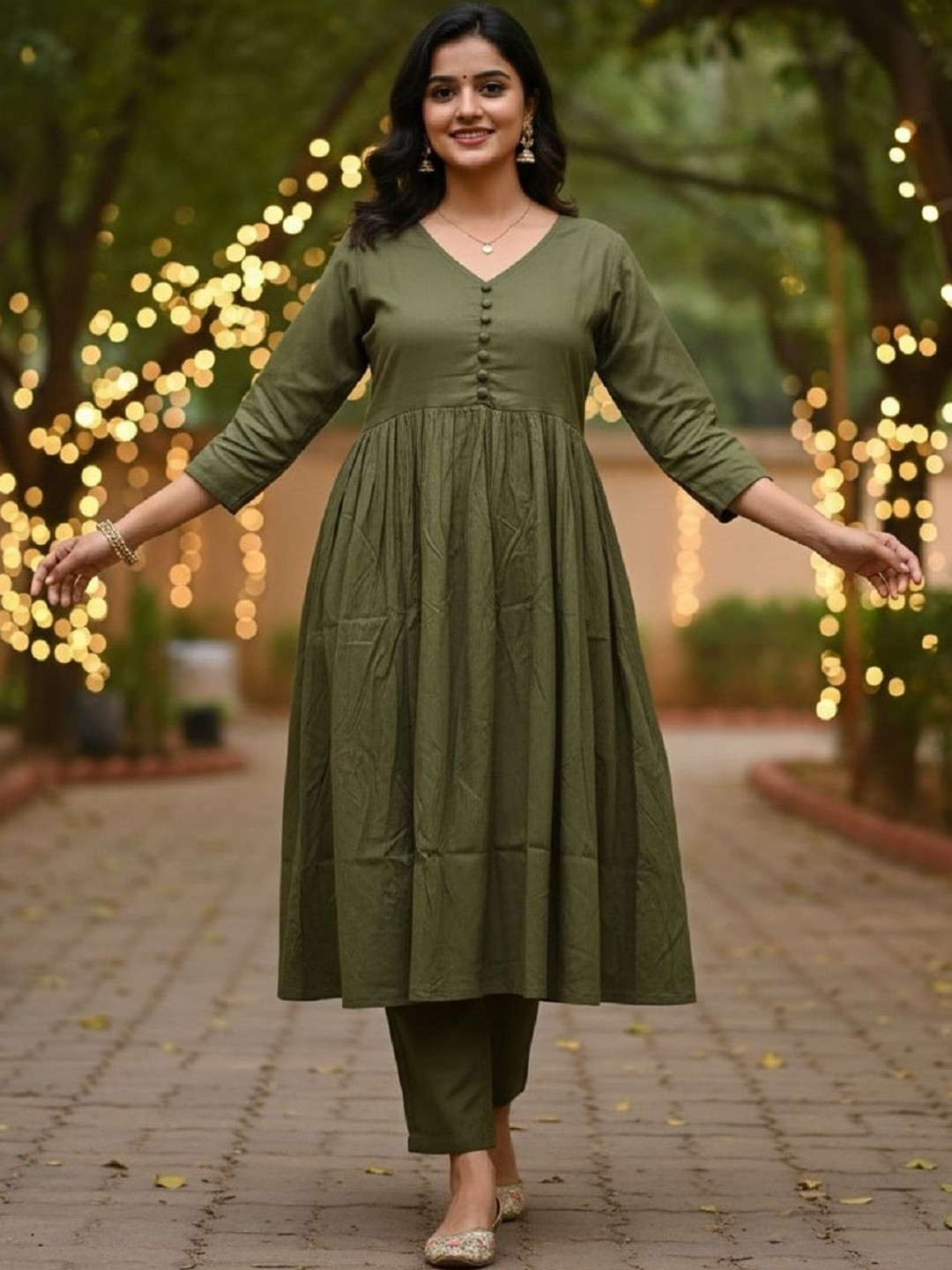 GOBYA Women Panelled Kurta with Trousers