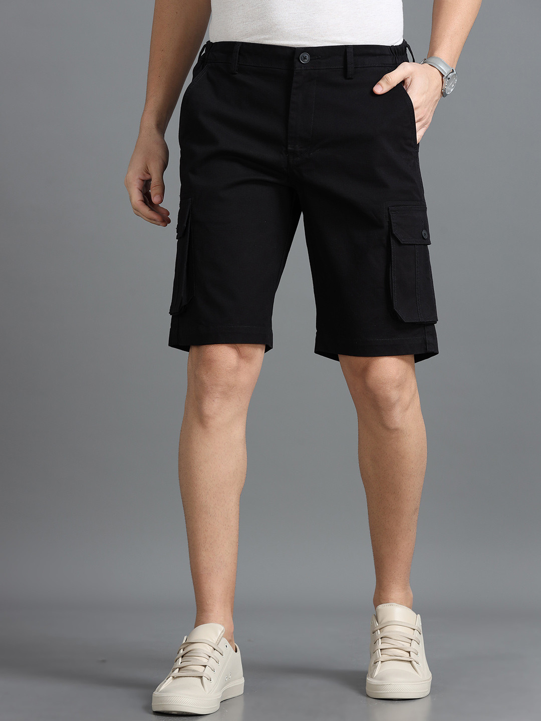 COOL COLORS Men Solid Mid-Rise Relaxed Fit Cotton Shorts