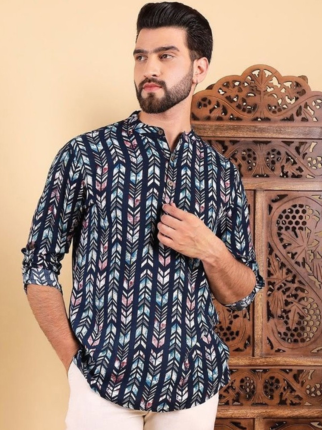 Anouk Men Chevron Print Viscose Rayon Short Kurta