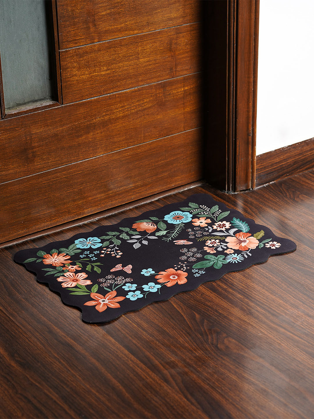 THE ARTMENT Women Black Regular Paradise Bloom Diatomaceous Earth Bath Mat