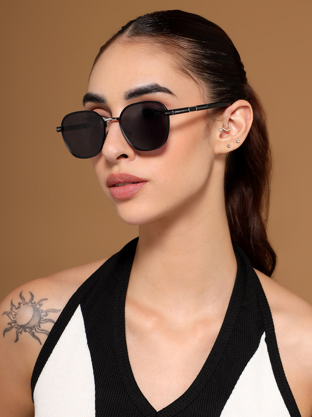 Voyage Square Polarized Sunglasses for Men & Women Grey Lens Black Frame - MG7258