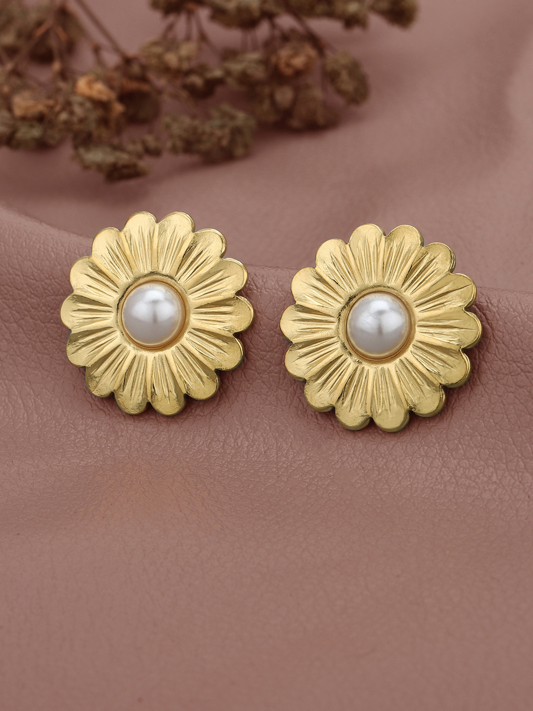 Carlton London 18K Gold Plated Pearls Floral Bold Stud Earring