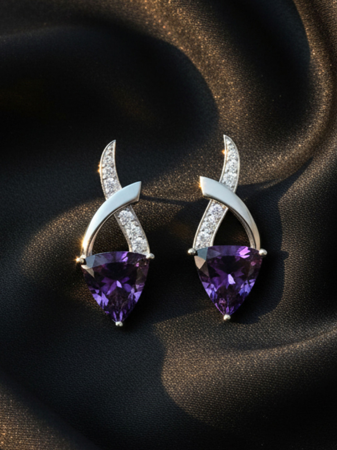 Kicky And Perky 925 Sterling Silver Trillion Amethyst & Moissanite Stone Studded Earring