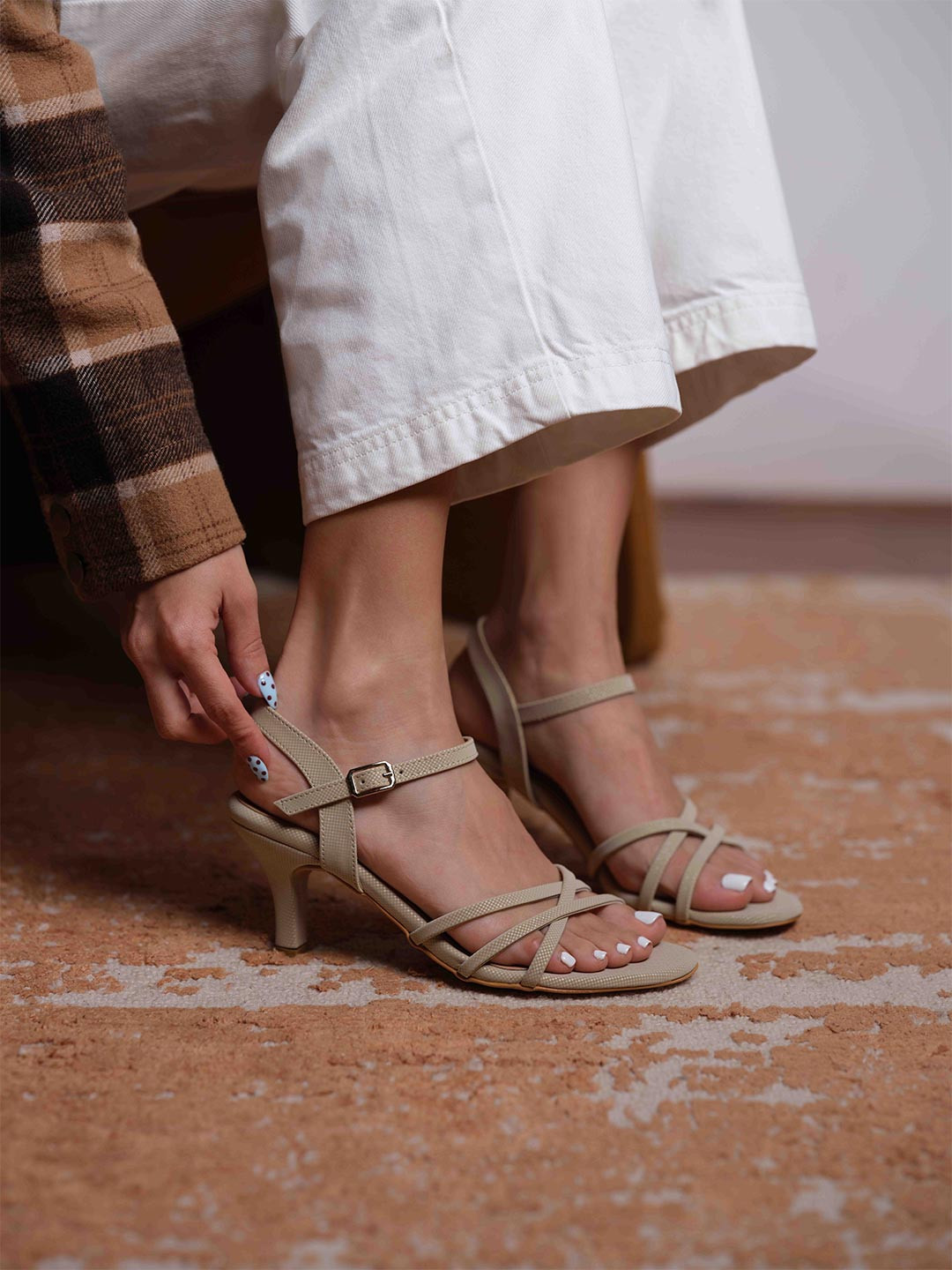 ERIDANI Elsa Women Textured Slim Heel Sandals