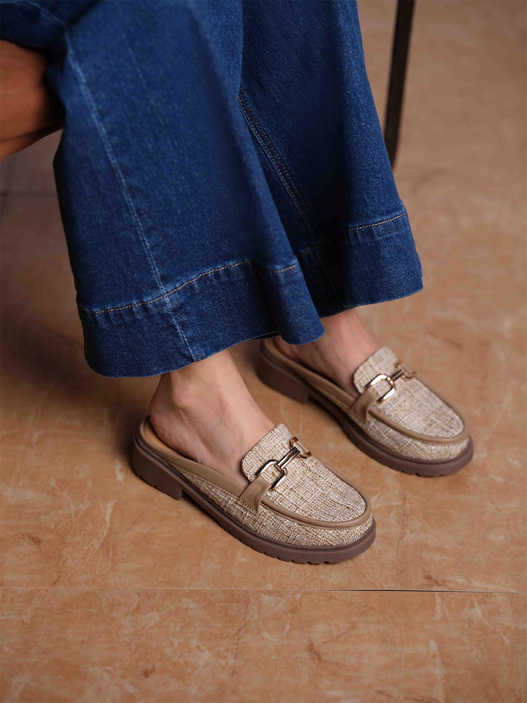 ERIDANI Arthur Women Woven Buckle Block Heel Mules