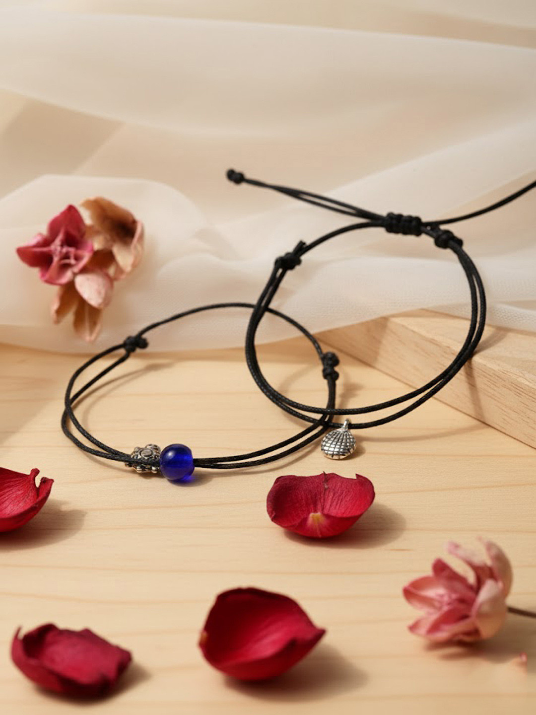 PANASH Set Of 2 Silver-Toned & Blue Western Anklets