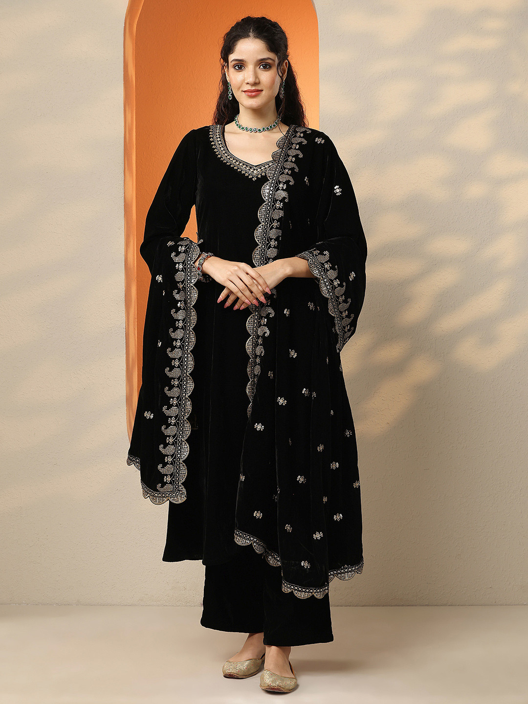 Libas Straight Velvet Thread Work Kurta with Trousers & Dupatta