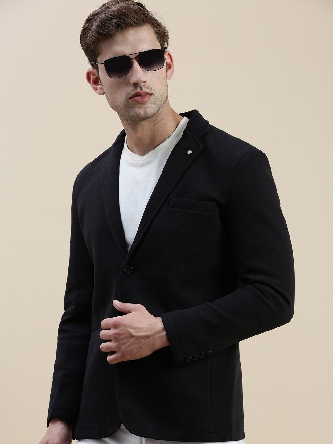 SHOWOFFFF Notched Lapel Long Sleeves Single-Breasted Blazers