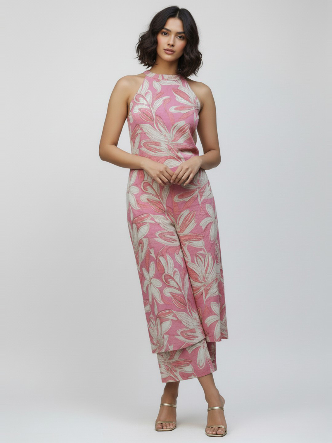 fusion by glitchez Women Floral Printed Regular Kurta with Trousers