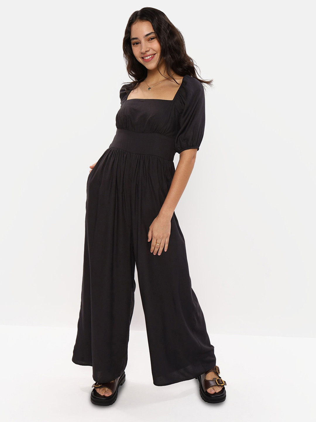 AMERICAN EAGLE OUTFITTERS Black Square Neck Puff Sleeve Wide Leg Basic Jumpsuit