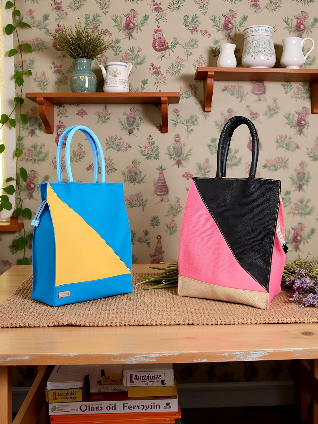 FOONTY Colourblocked Structured Handheld Bag