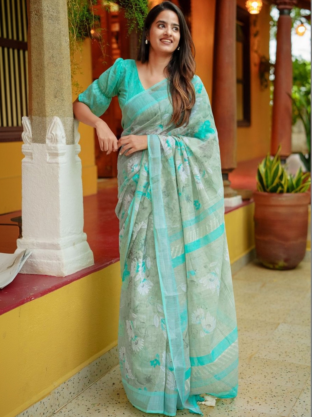 KALINI Floral Zari Saree