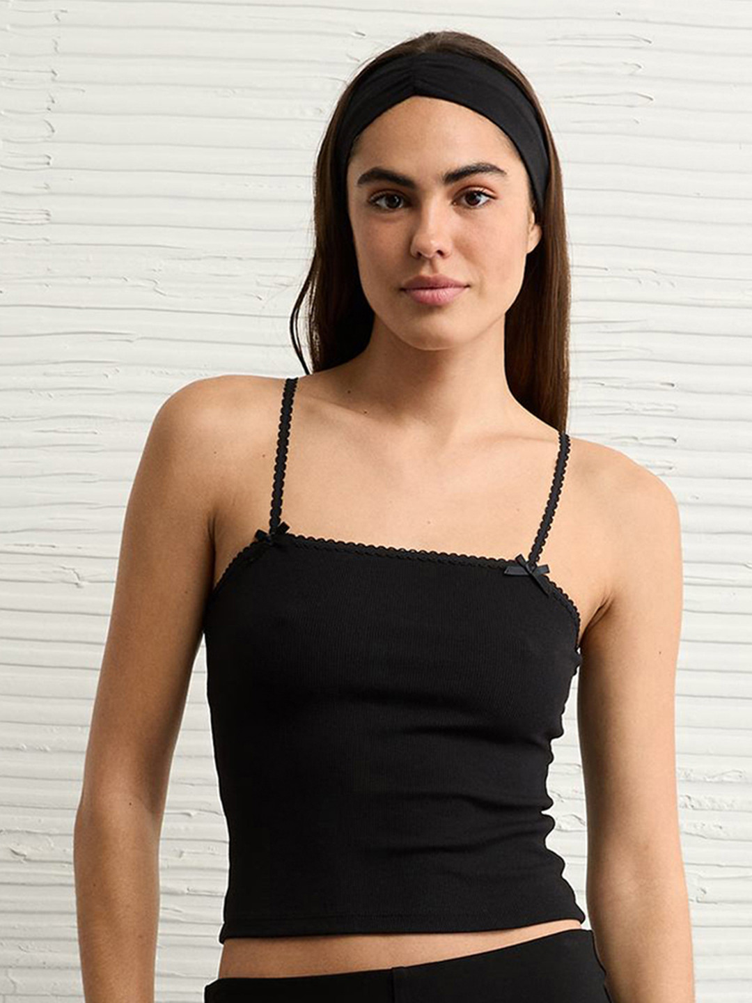 AMERICAN EAGLE OUTFITTERS Women Ribbed Lace Inserts Shoulder Straps Cami Crop Top