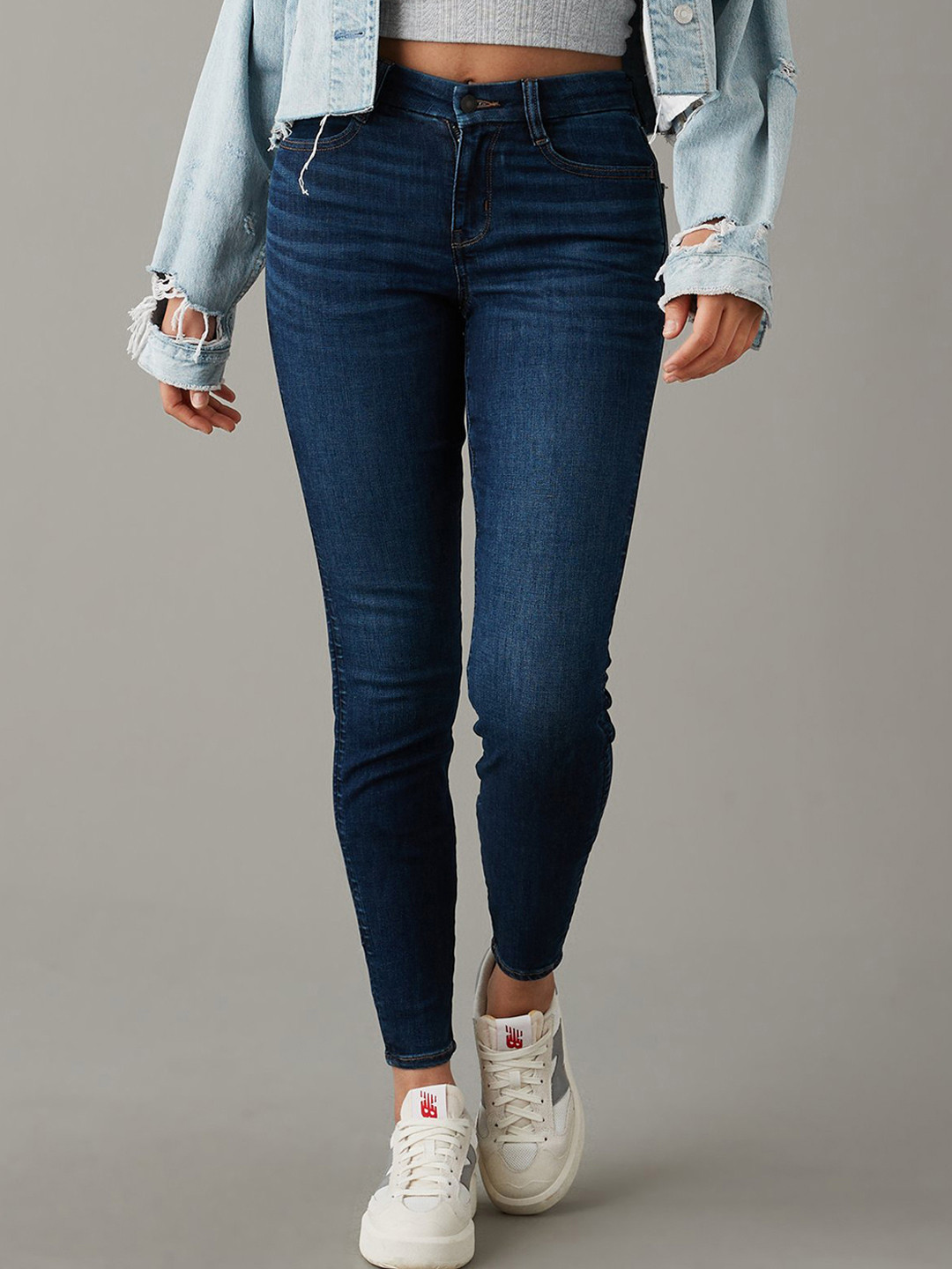 AMERICAN EAGLE OUTFITTERS Women High-Waisted Slim Fit Jeans