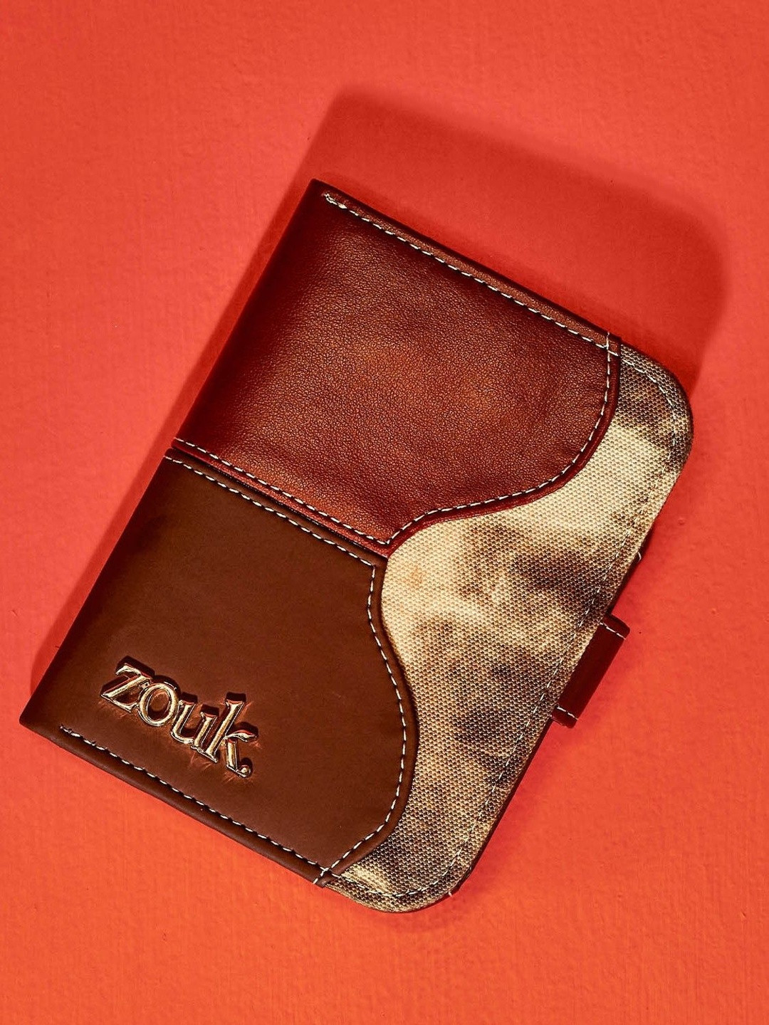 ZOUK Unisex Amica Passport Case - Gir Glades PU Wallet