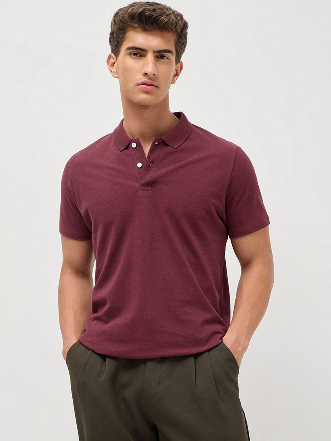 Urbano Fashion Men's Maroon Solid Regular Fit Half Sleeve Cotton Polo T-Shirt