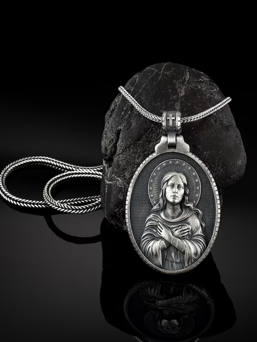 PIXFLIK Unisex Silver Oxidised Mary of Nazareth Necklace